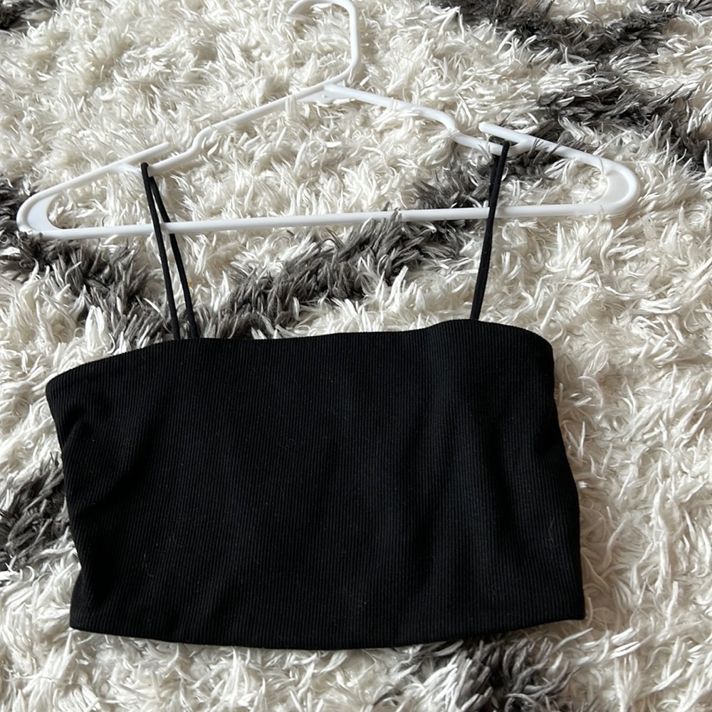 black tank top